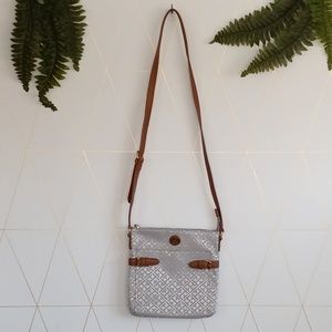 tommy hilfiger crossbody bag